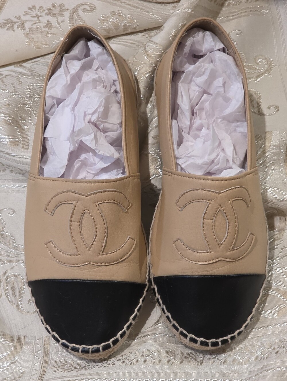 Chanel - Espadrilles.  Lambskin Beige & Black.  EU 38 (*US 7)